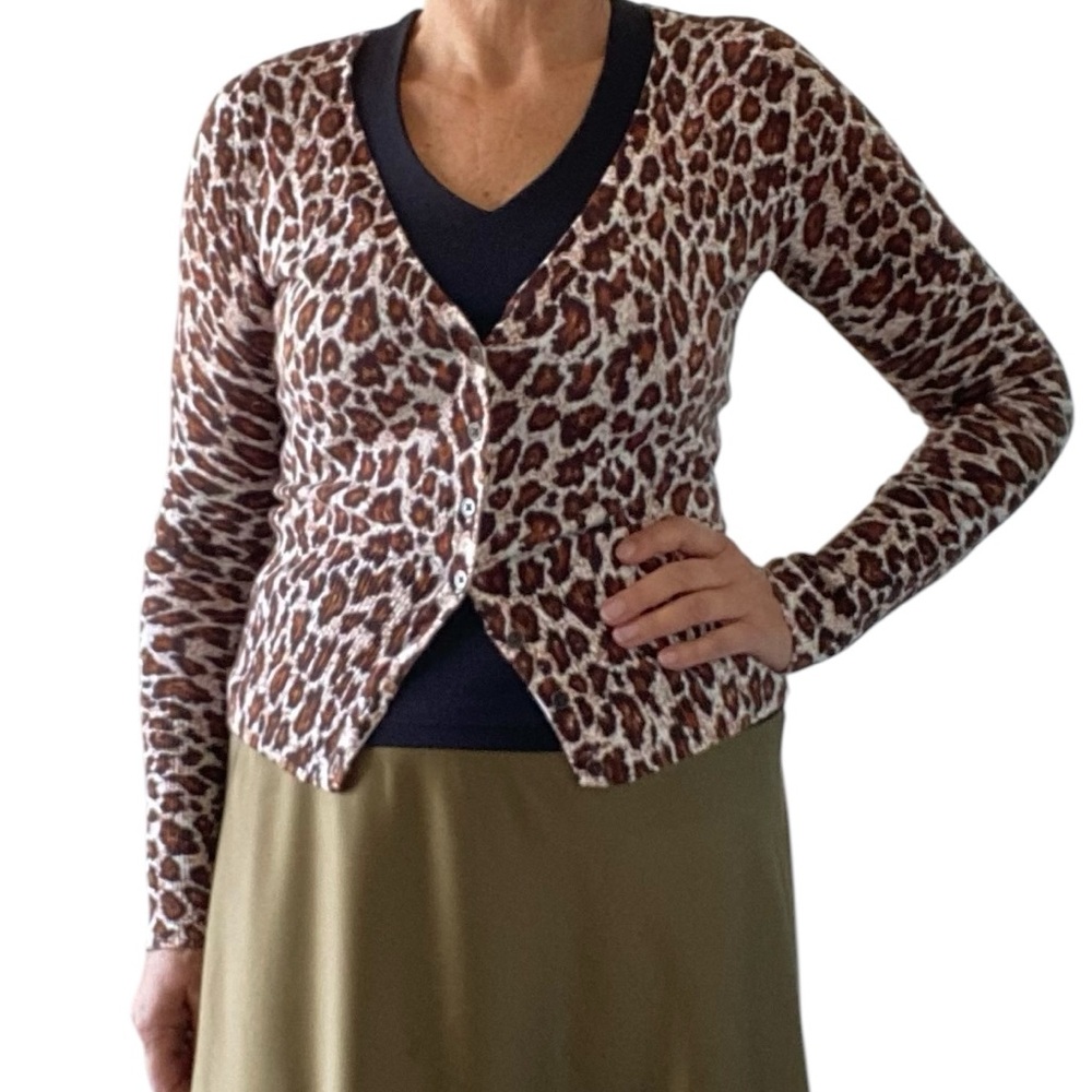 100% cotton Leopard Print short cardigan Size M, EUC